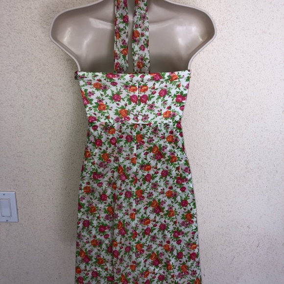 BECCA Versatile Dress - Picture 6 of 6